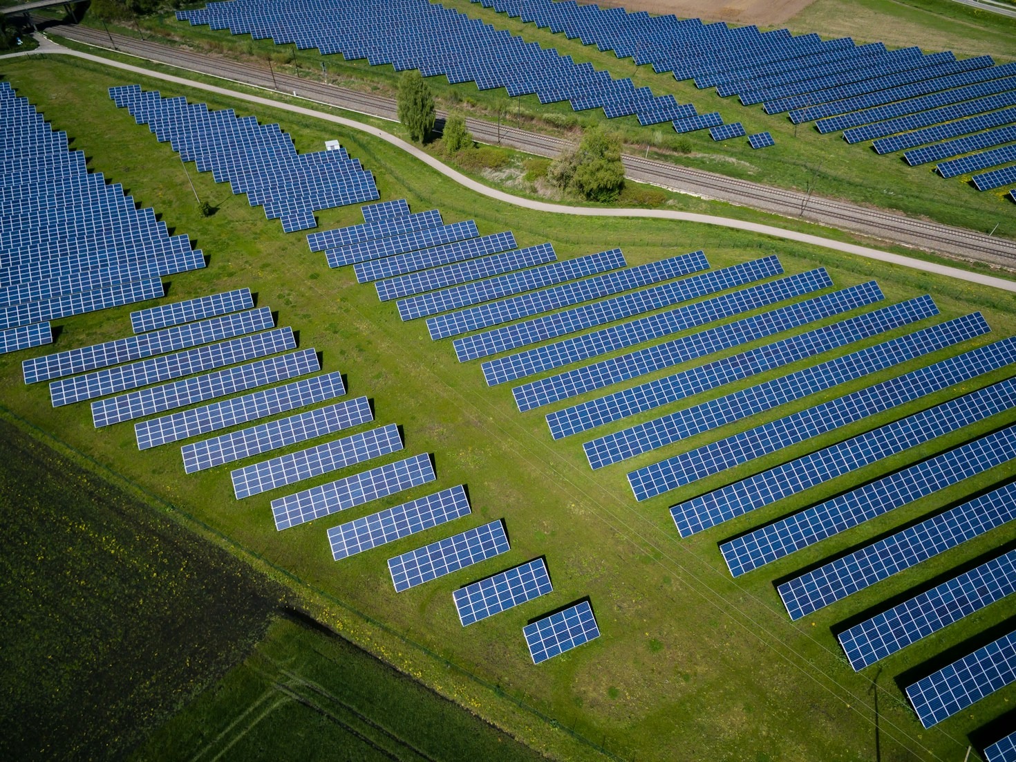 Cómo optimizar la eficiencia energética en tu empresa